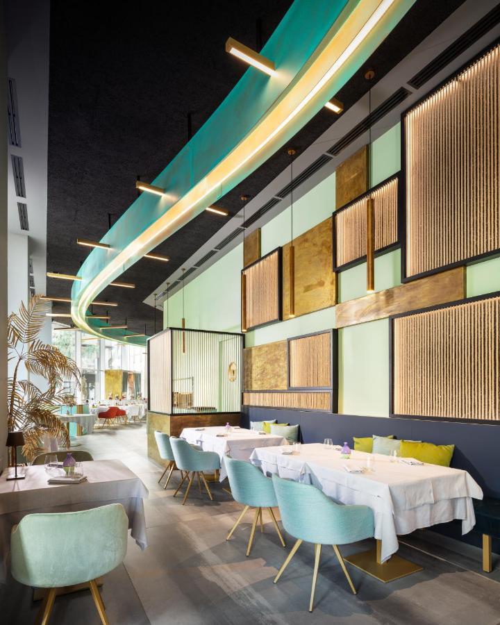J44 Lifestyle Hotel Lido di Jesolo Exterior photo Restaurant